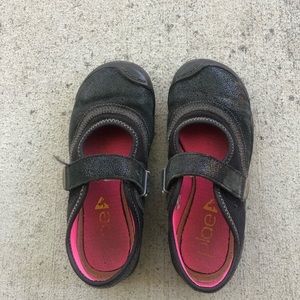 Plae emme sporty Jane shoes